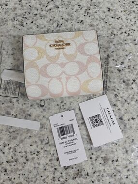 Coach Snap Wallet In Pretty Signature Canvas